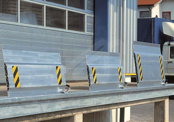 Pasarela abatible desplazable